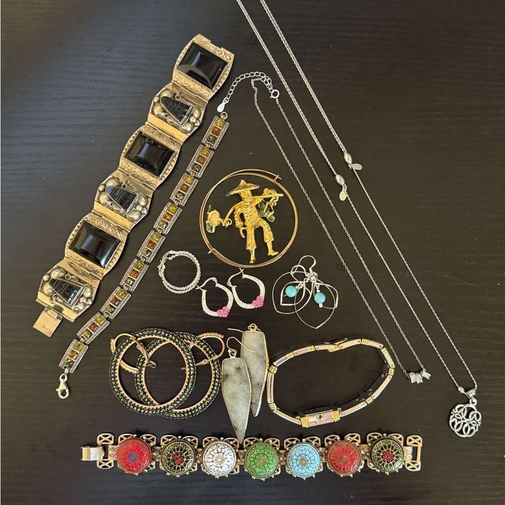 Mixed lot of Sterling Silver and Costume Jewlery